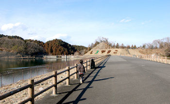 城山湖　草戸山